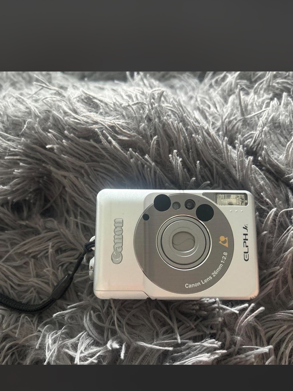 Canon Compact Point-and-Shoot Digital Camera in Silver